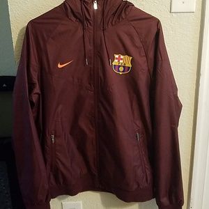 Nike jacket(OPEN TO OFFERS)
